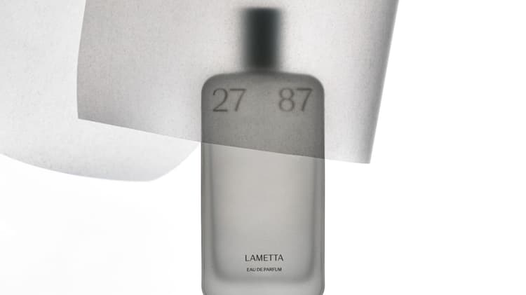 The Scent Economy: What We’re Buying in 2026 When We Buy A Scent